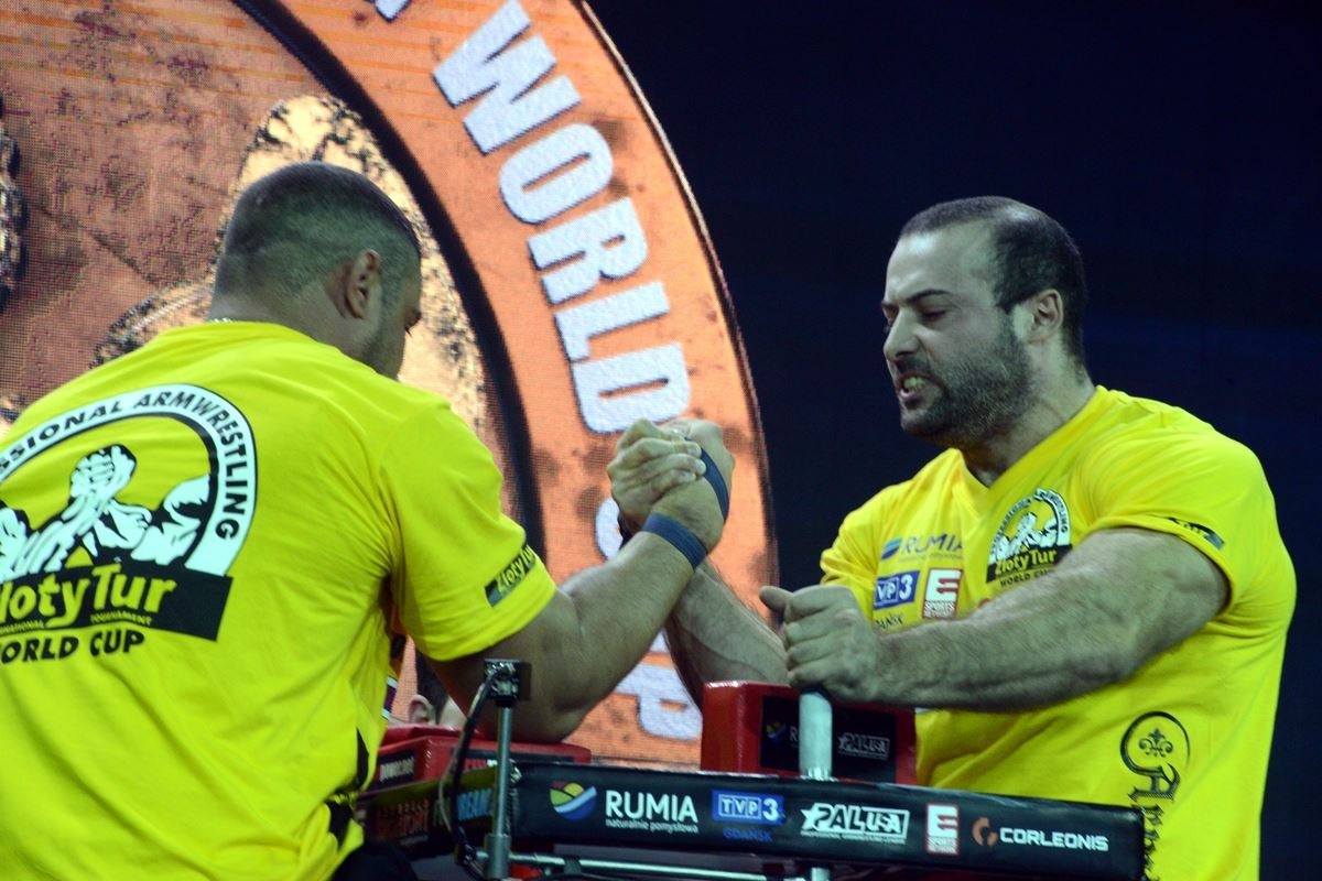 Zloty Tur 2016 Right Hand By Donat Supinski