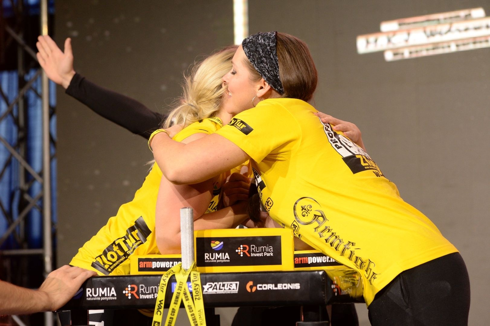 Zloty Tur 2017 Right Hand Eliminations