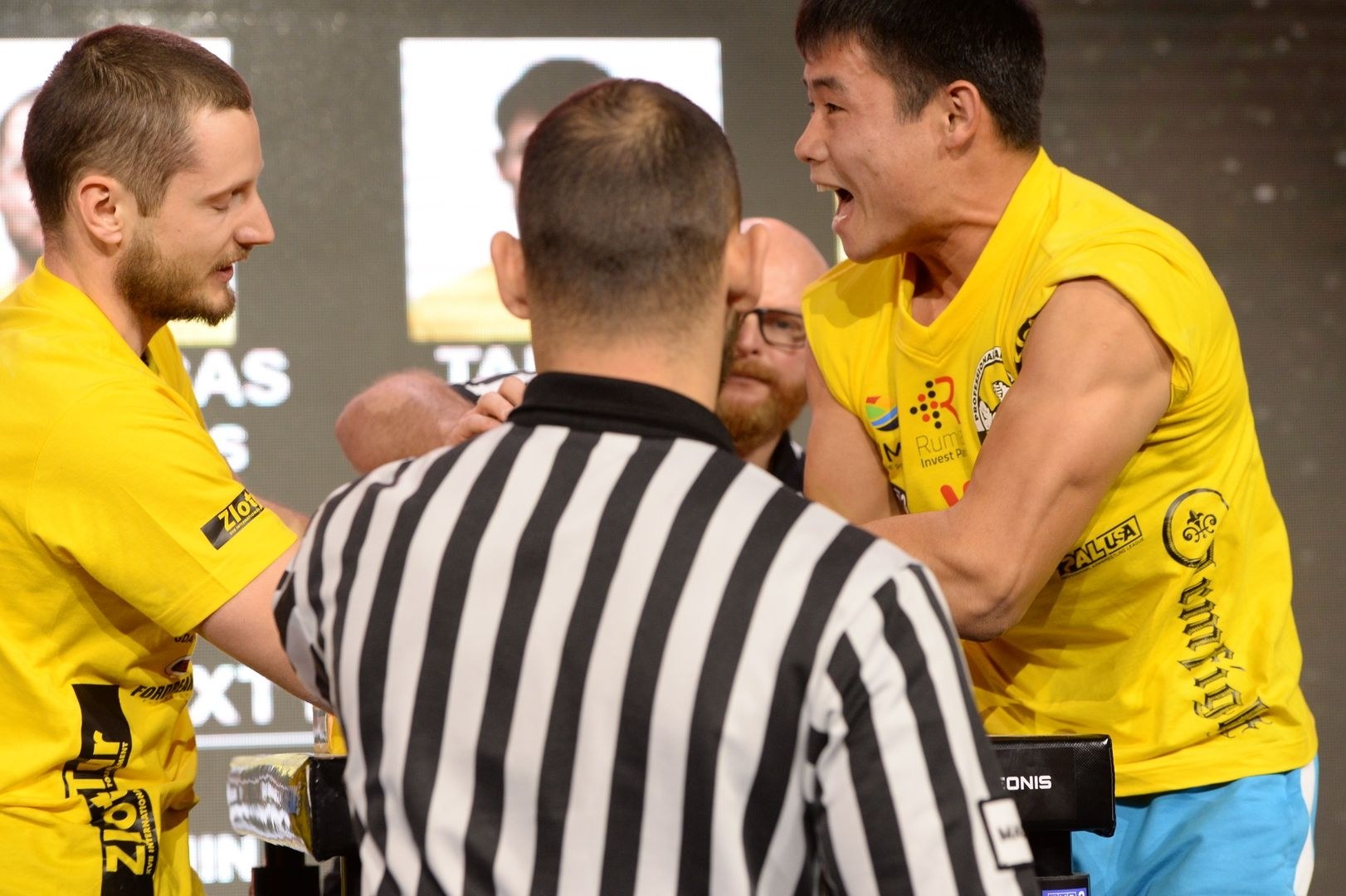 Zloty Tur 2017 Right Hand Eliminations