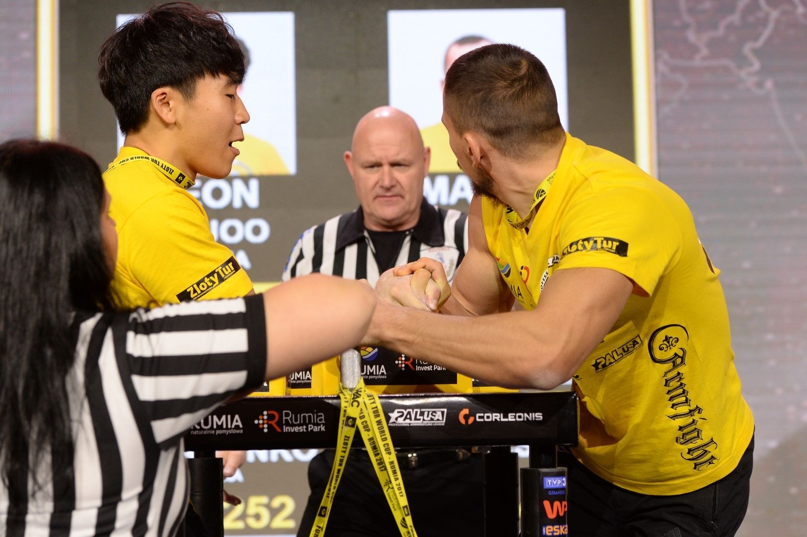 Zloty Tur 2017 Right Hand Eliminations