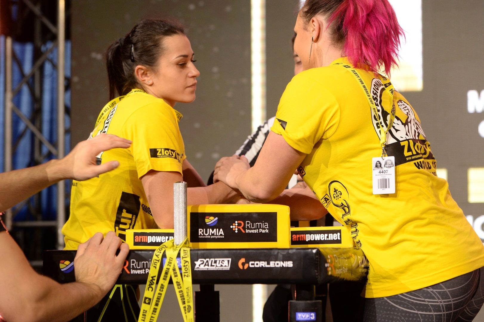 Zloty Tur 2017 Right Hand Eliminations