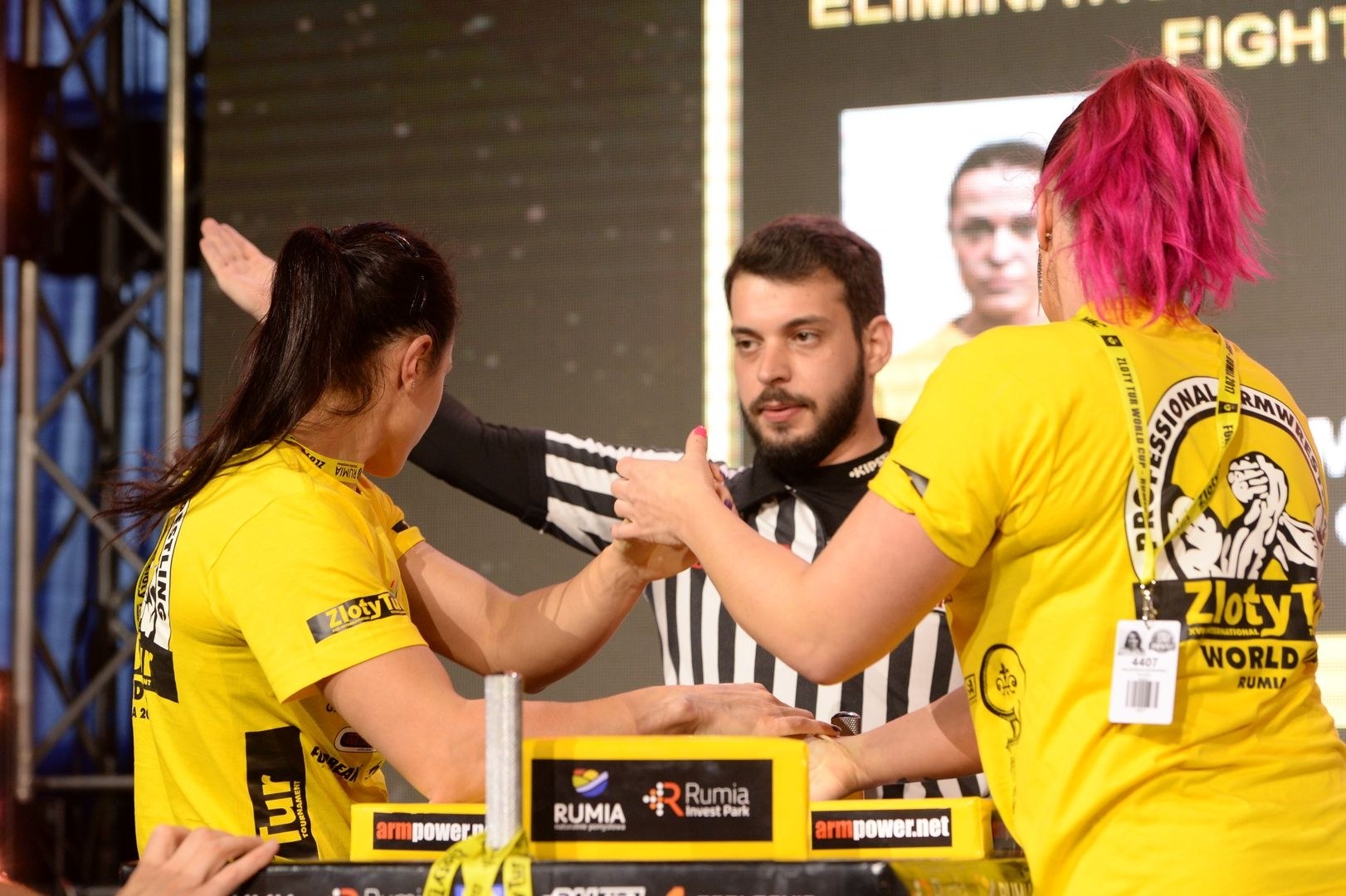 Zloty Tur 2017 Right Hand Eliminations