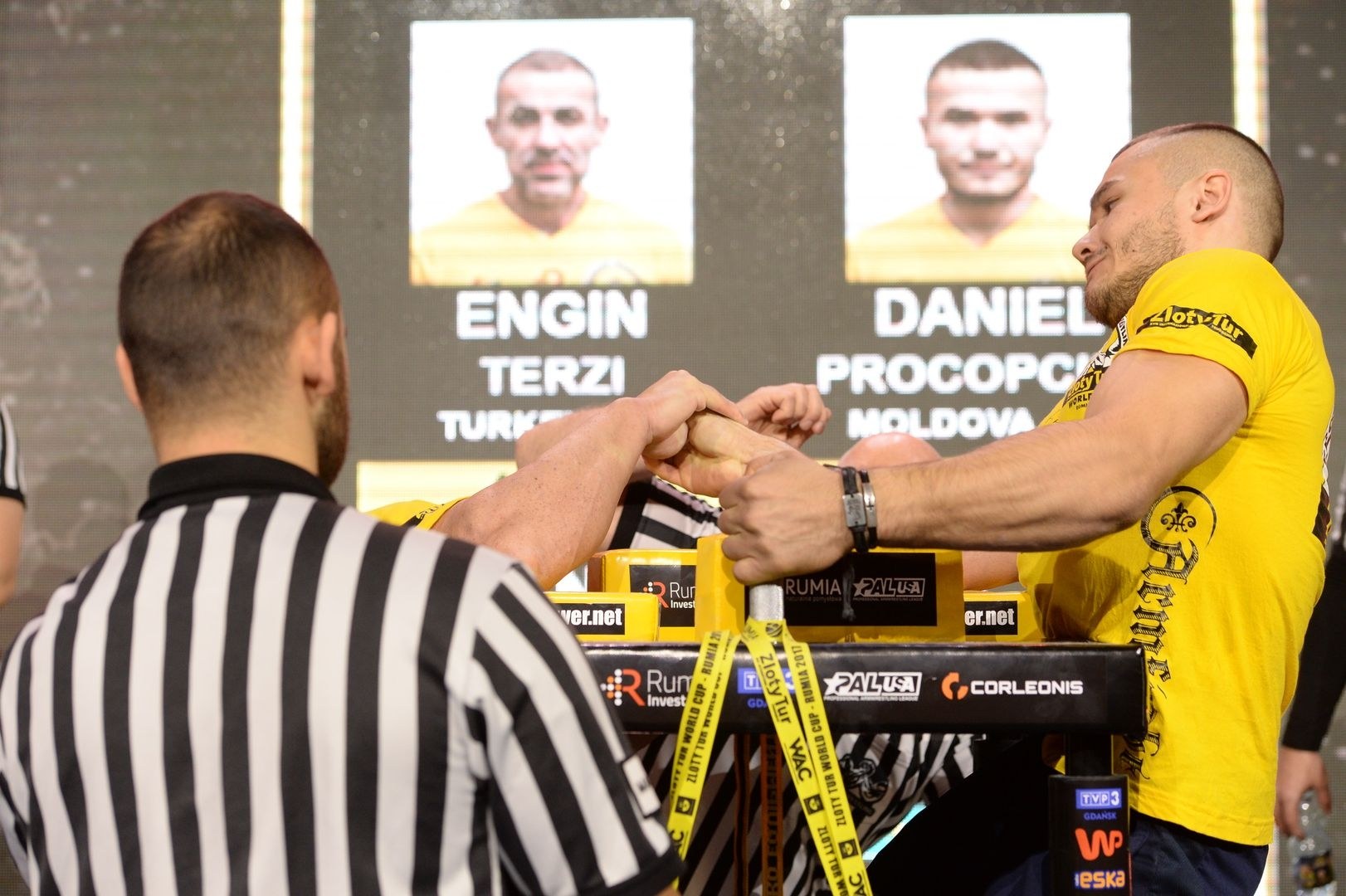 Zloty Tur 2017 Right Hand Eliminations