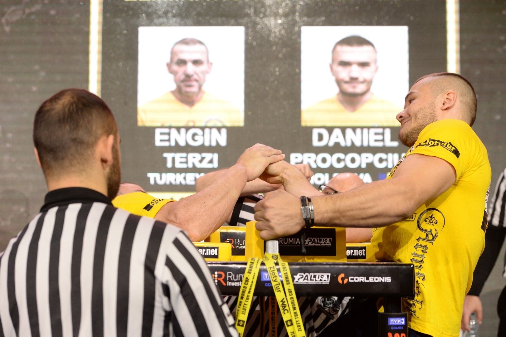 Zloty Tur 2017 Right Hand Eliminations