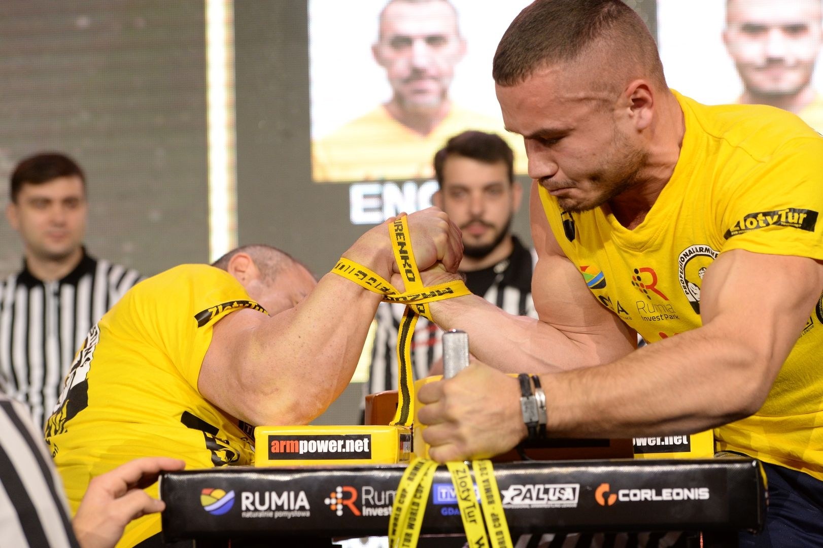 Zloty Tur 2017 Right Hand Eliminations