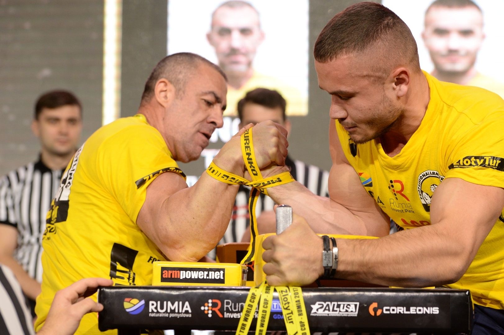 Zloty Tur 2017 Right Hand Eliminations