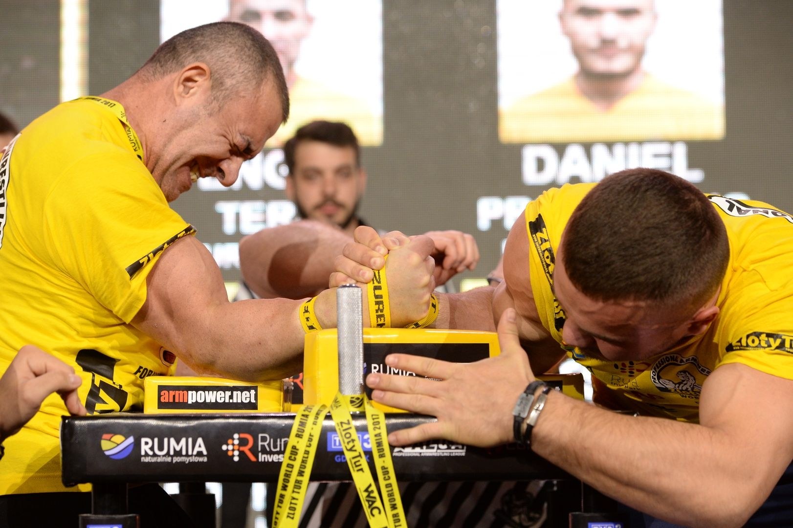 Zloty Tur 2017 Right Hand Eliminations