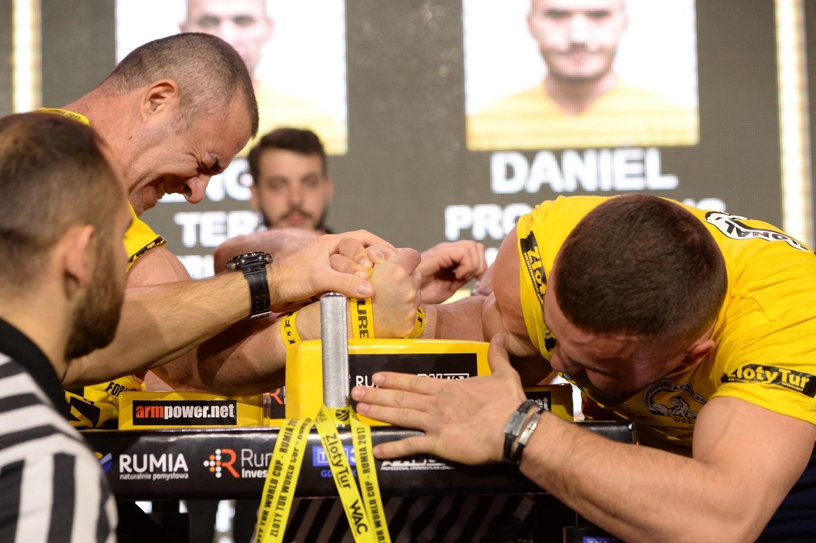 Zloty Tur 2017 Right Hand Eliminations