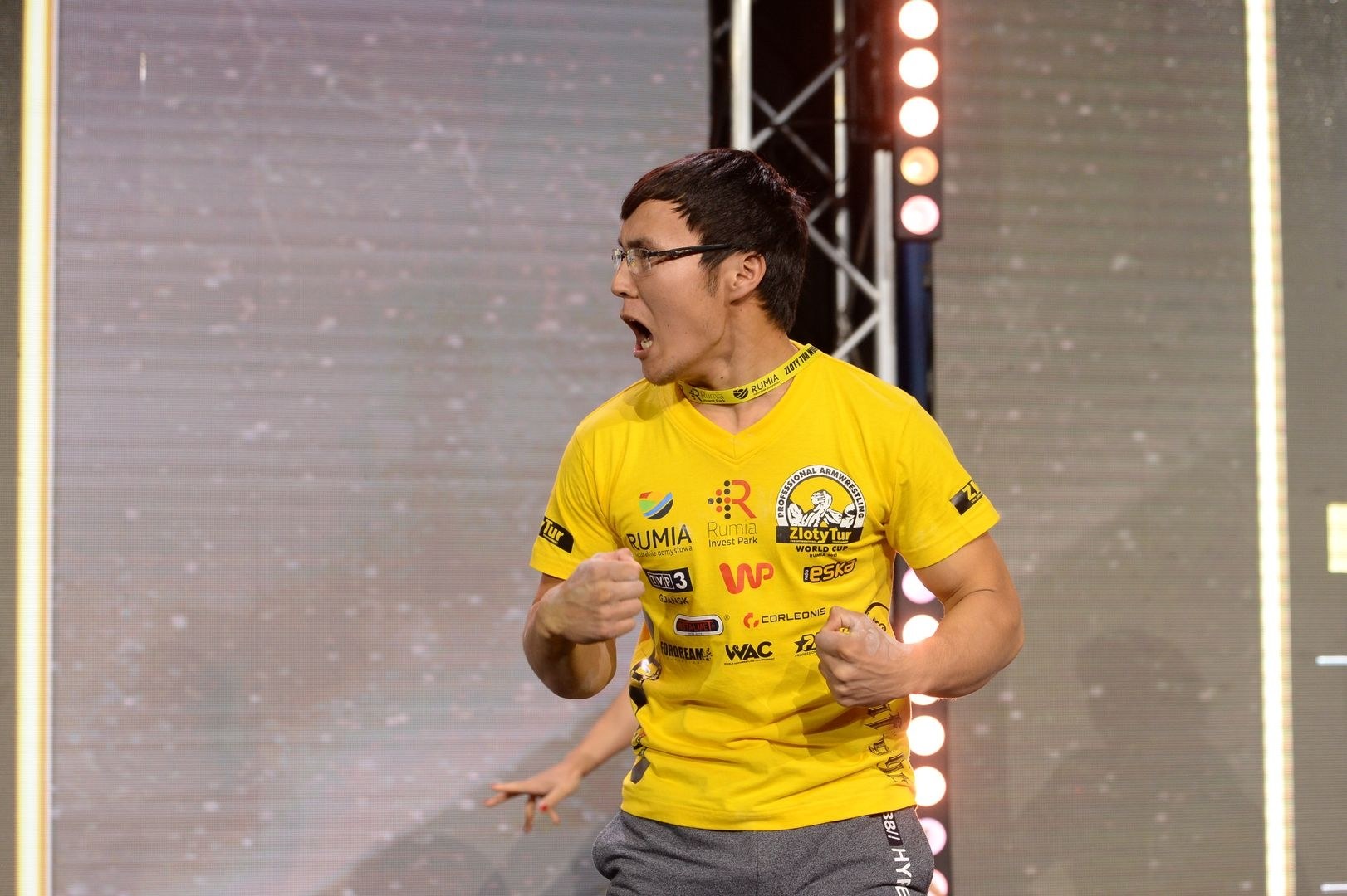 Zloty Tur 2017 Right Hand Eliminations