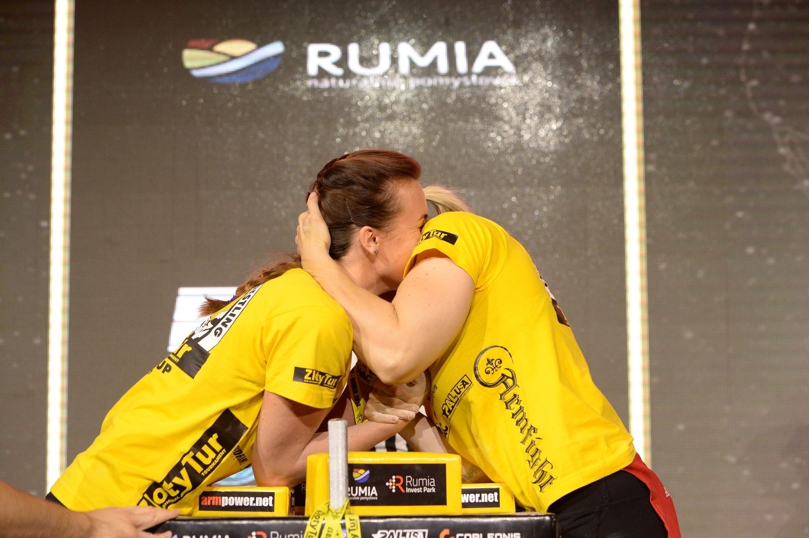 Zloty Tur 2017 Right Hand Eliminations