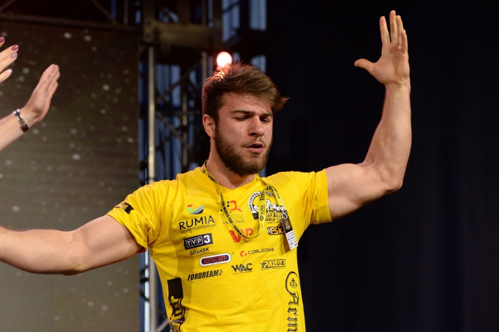 Zloty Tur 2017 Right Hand Eliminations