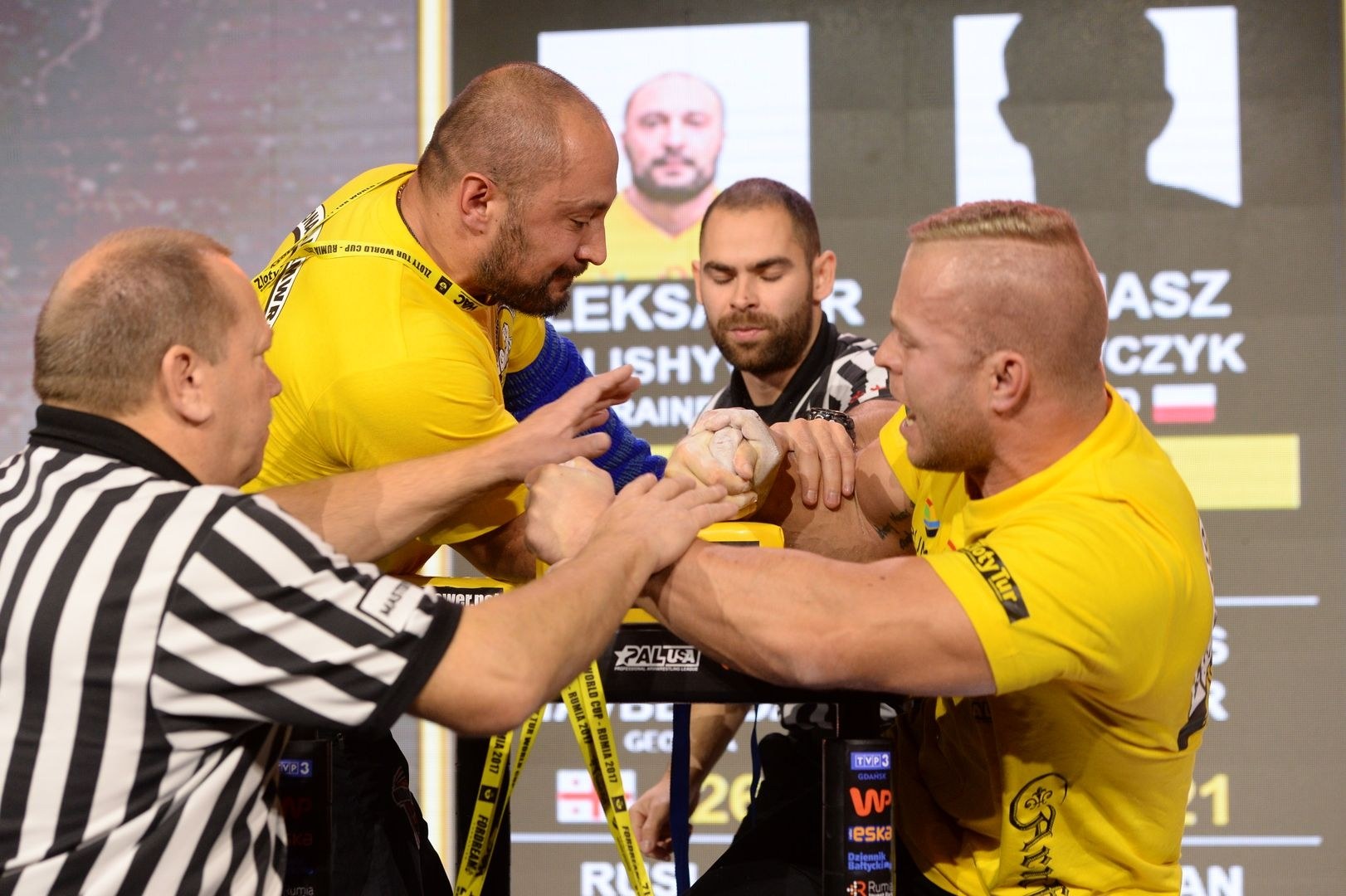 Zloty Tur 2017 Right Hand Eliminations