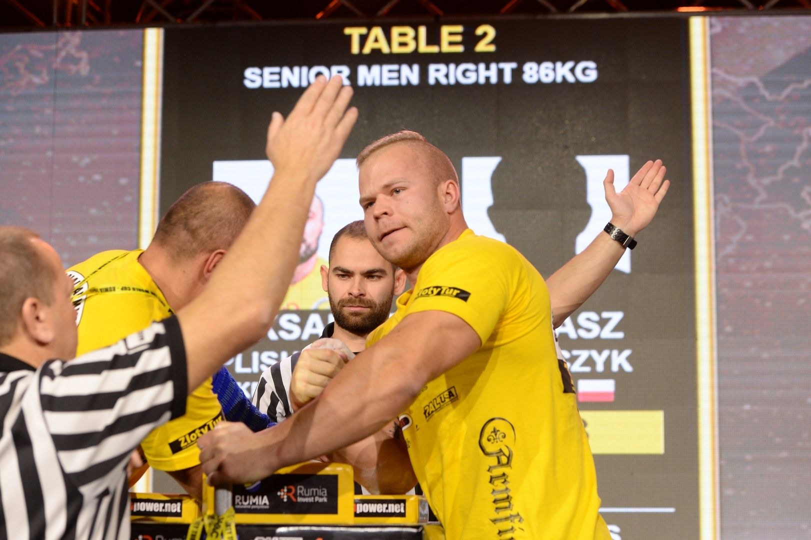 Zloty Tur 2017 Right Hand Eliminations