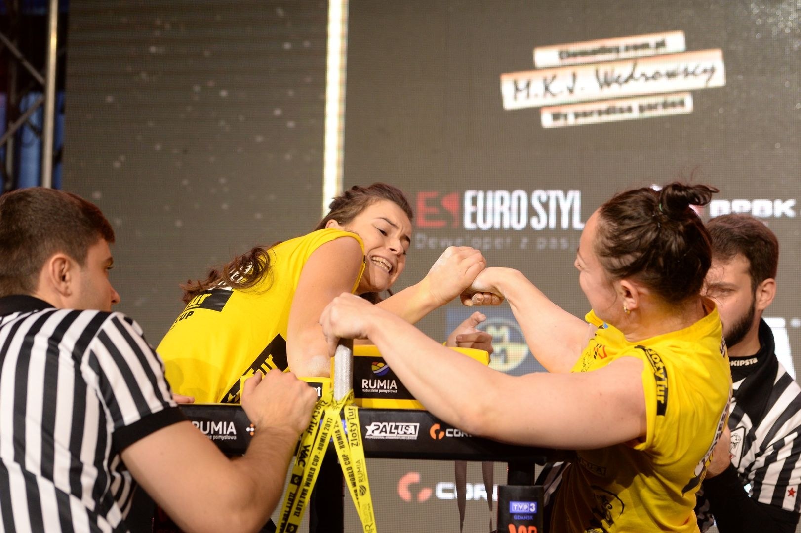 Zloty Tur 2017 Right Hand Eliminations