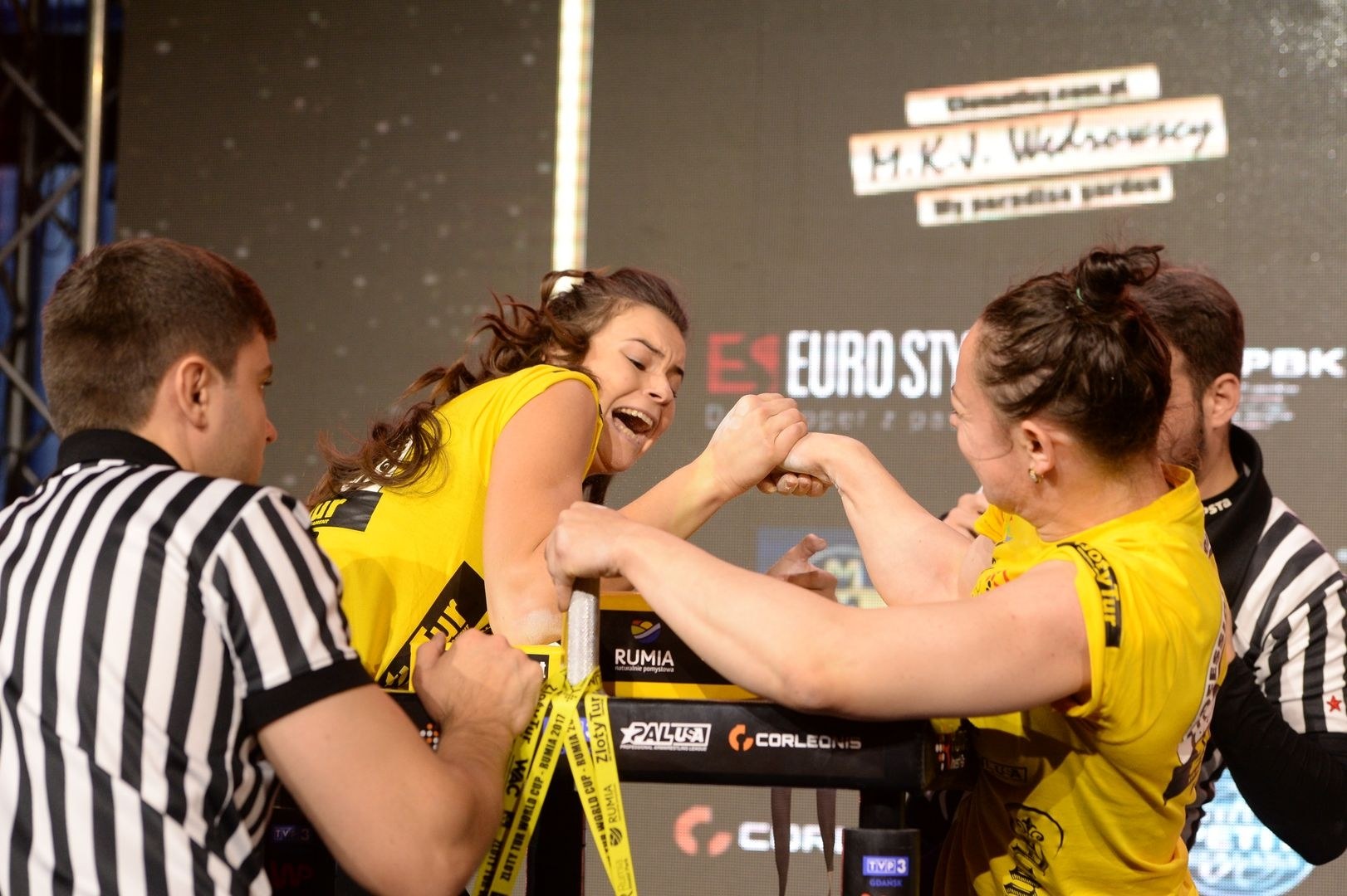 Zloty Tur 2017 Right Hand Eliminations