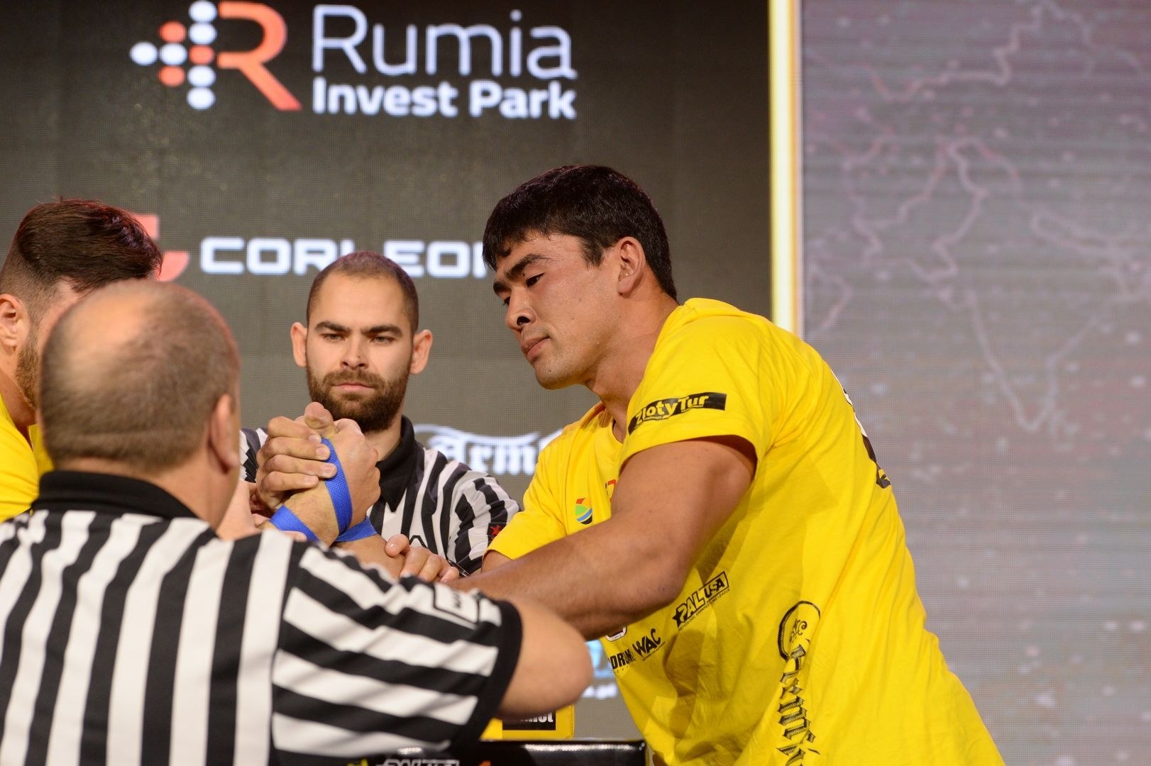 Zloty Tur 2017 Right Hand Eliminations