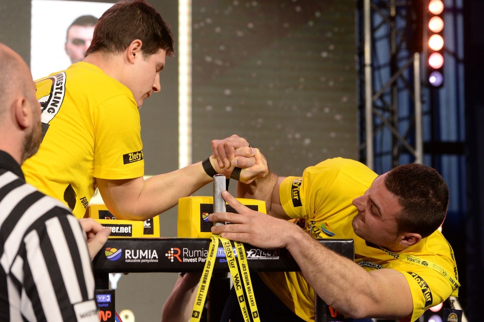 Zloty Tur 2017 Right Hand Eliminations