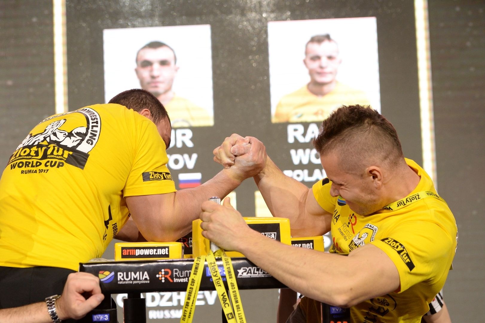 Zloty Tur 2017 Right Hand Eliminations