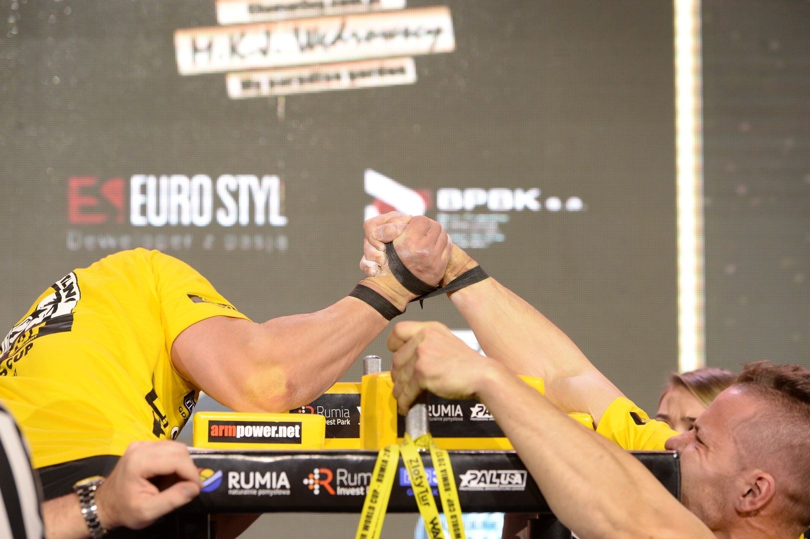 Zloty Tur 2017 Right Hand Eliminations