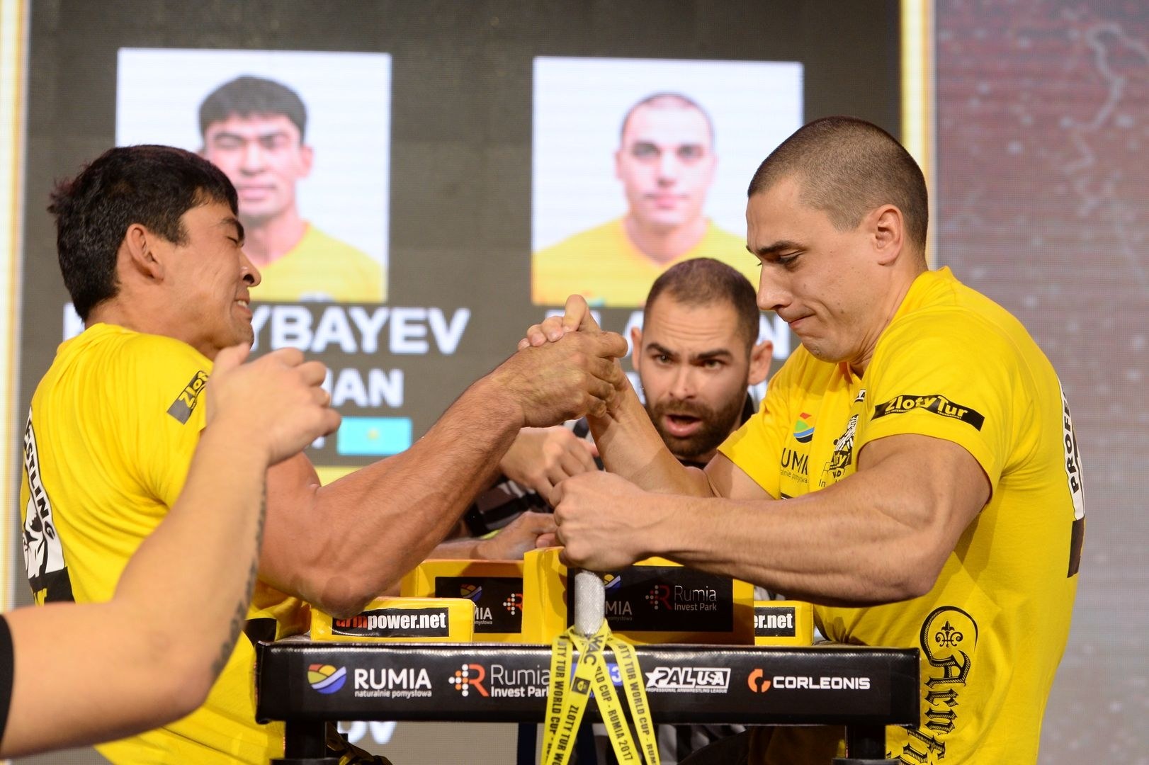 Zloty Tur 2017 Right Hand Eliminations