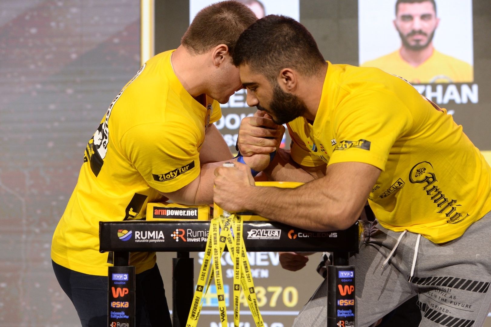 Zloty Tur 2017 Right Hand Eliminations