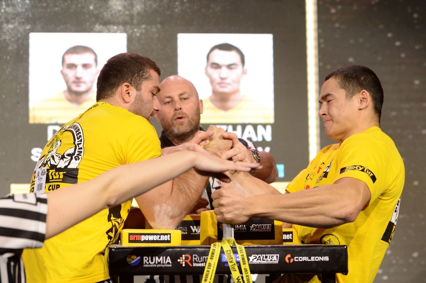 Zloty Tur 2017 Right Hand Eliminations