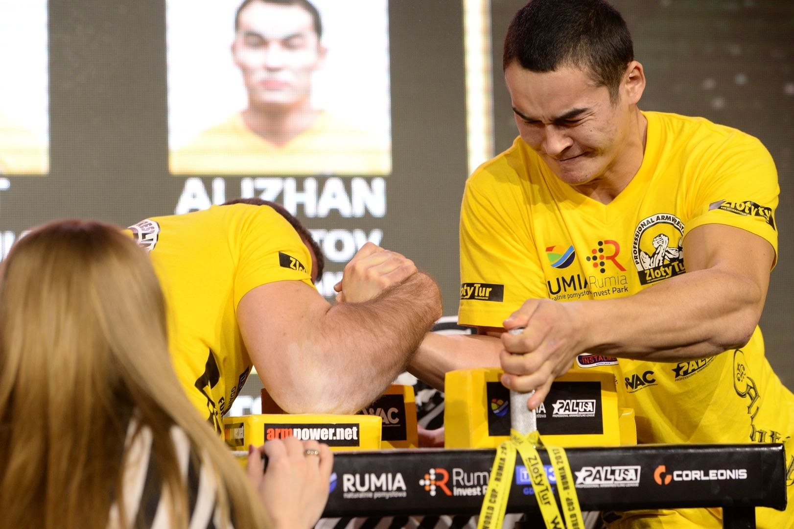 Zloty Tur 2017 Right Hand Eliminations