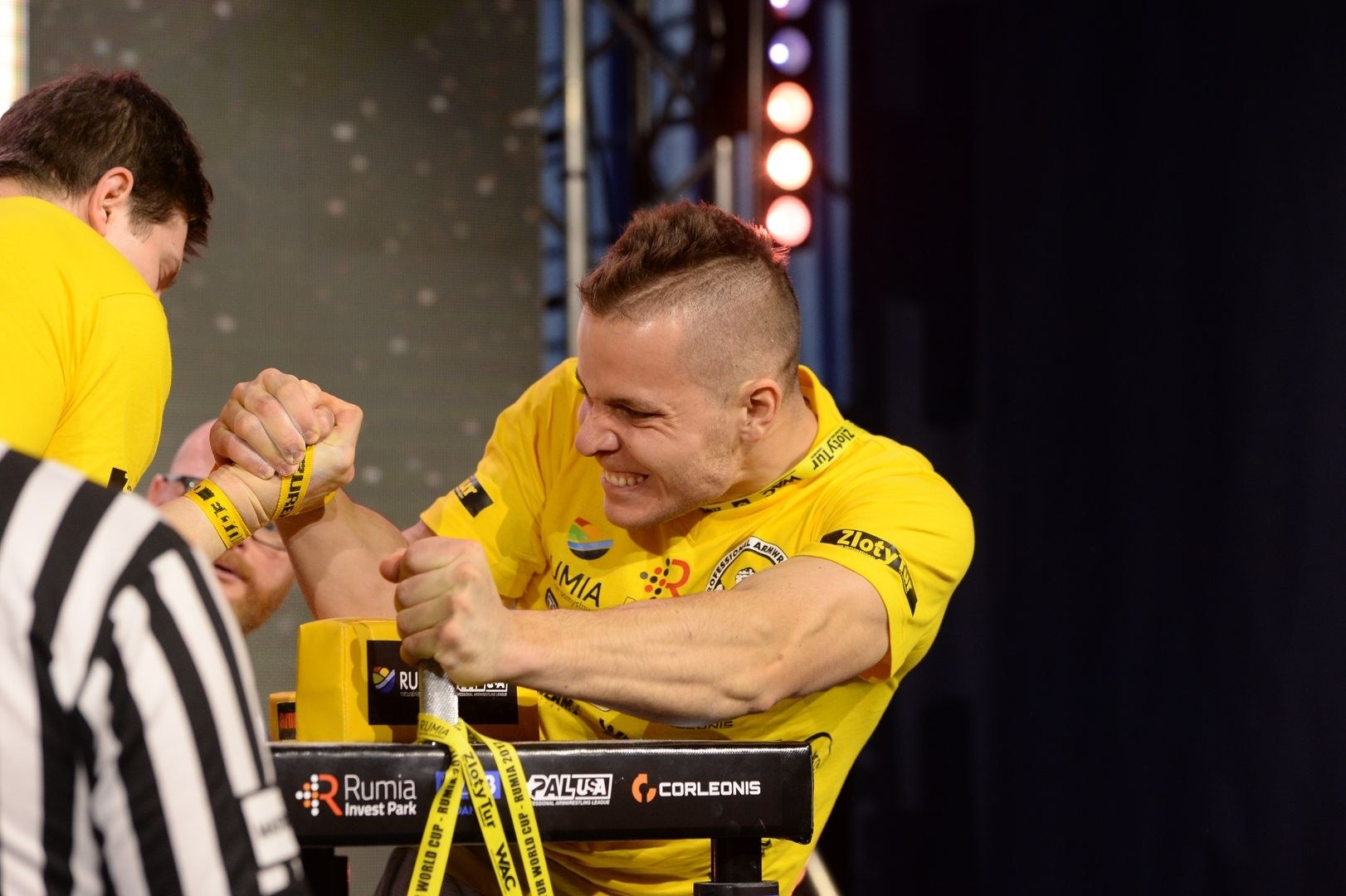 Zloty Tur 2017 Right Hand Eliminations