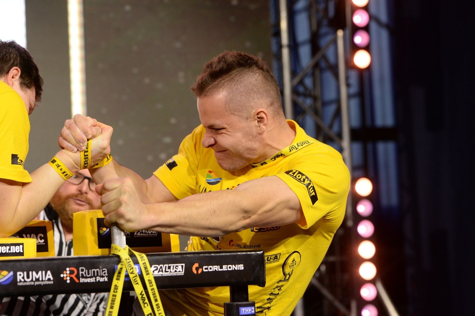 Zloty Tur 2017 Right Hand Eliminations