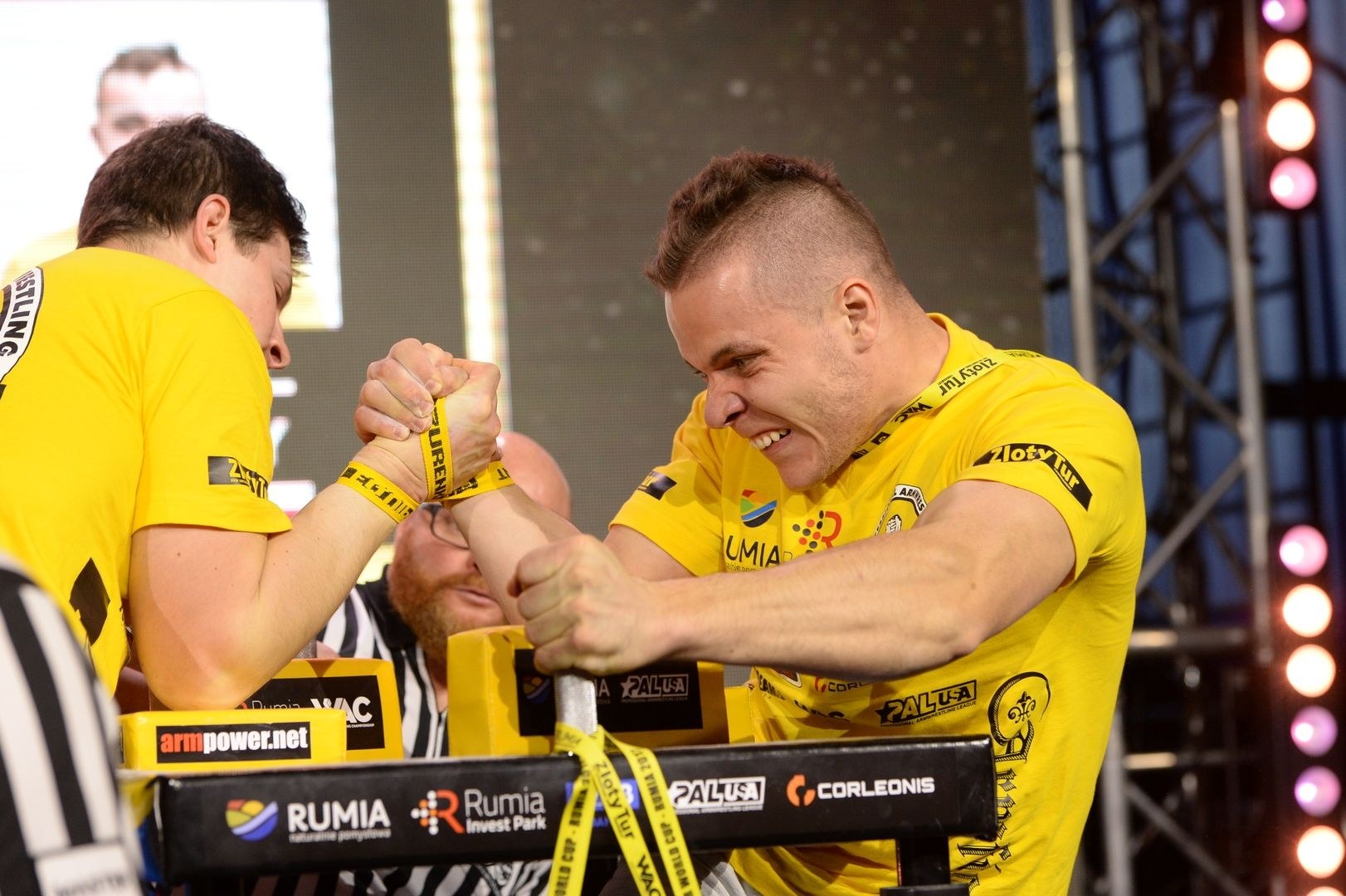 Zloty Tur 2017 Right Hand Eliminations