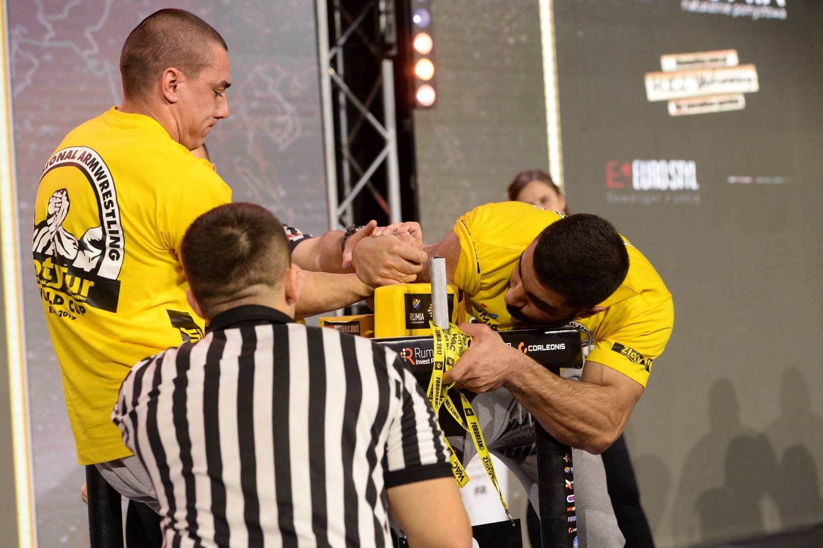 Zloty Tur 2017 Right Hand Eliminations