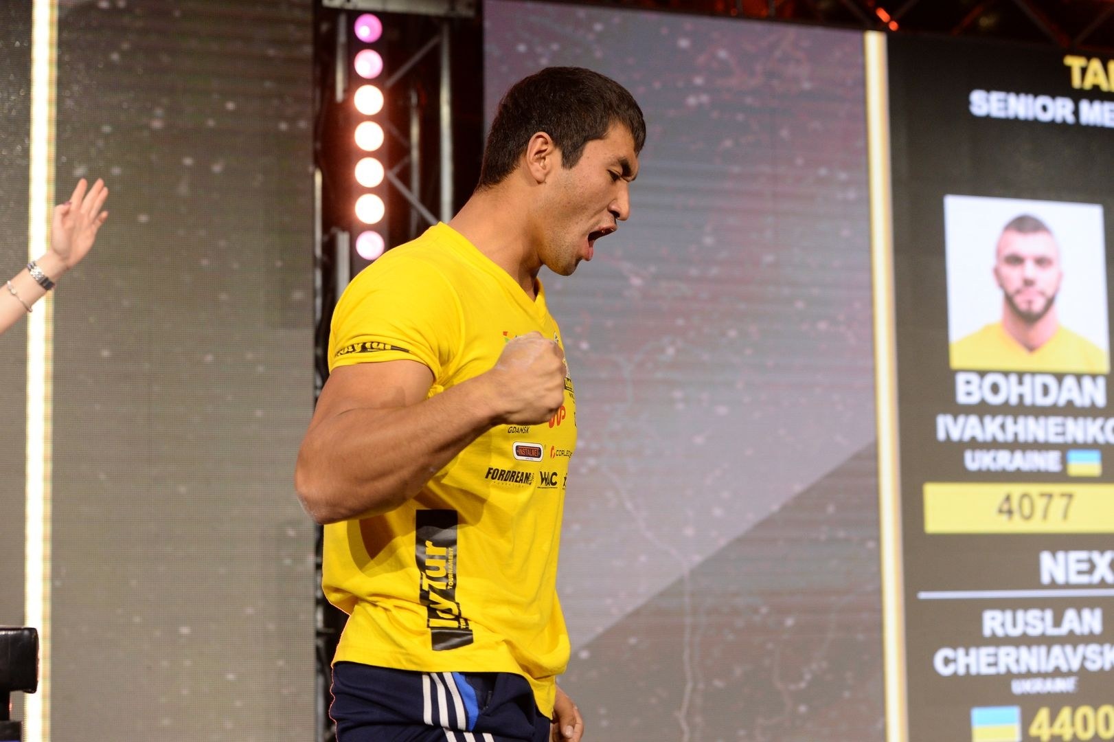 Zloty Tur 2017 Right Hand Eliminations