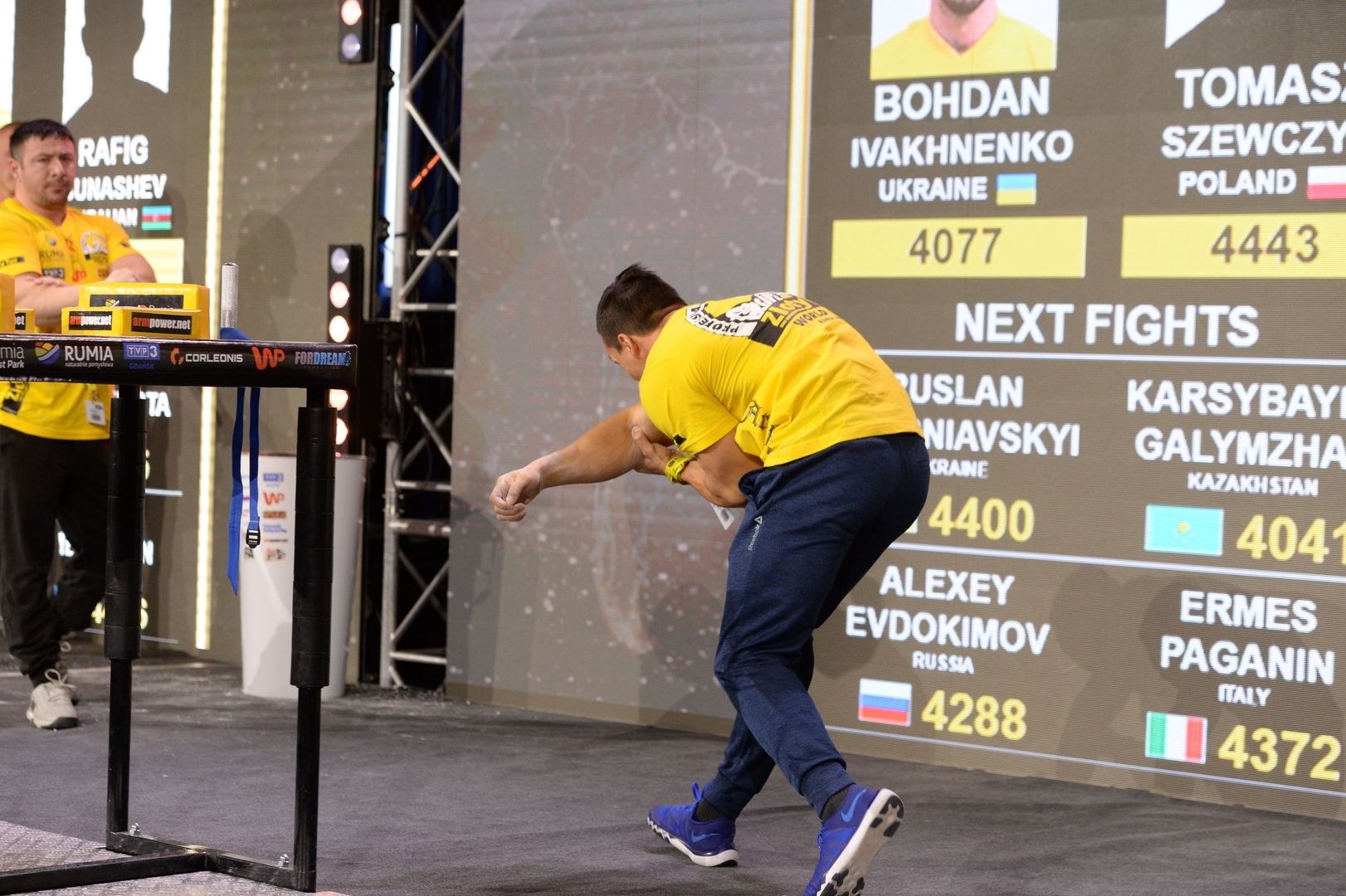 Zloty Tur 2017 Right Hand Eliminations