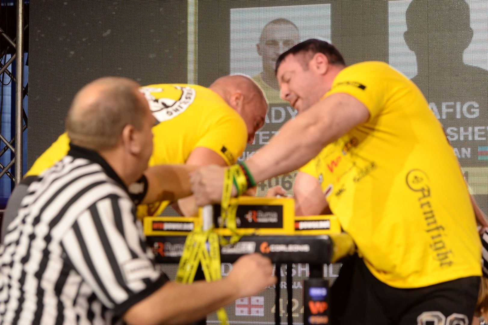 Zloty Tur 2017 Right Hand Eliminations