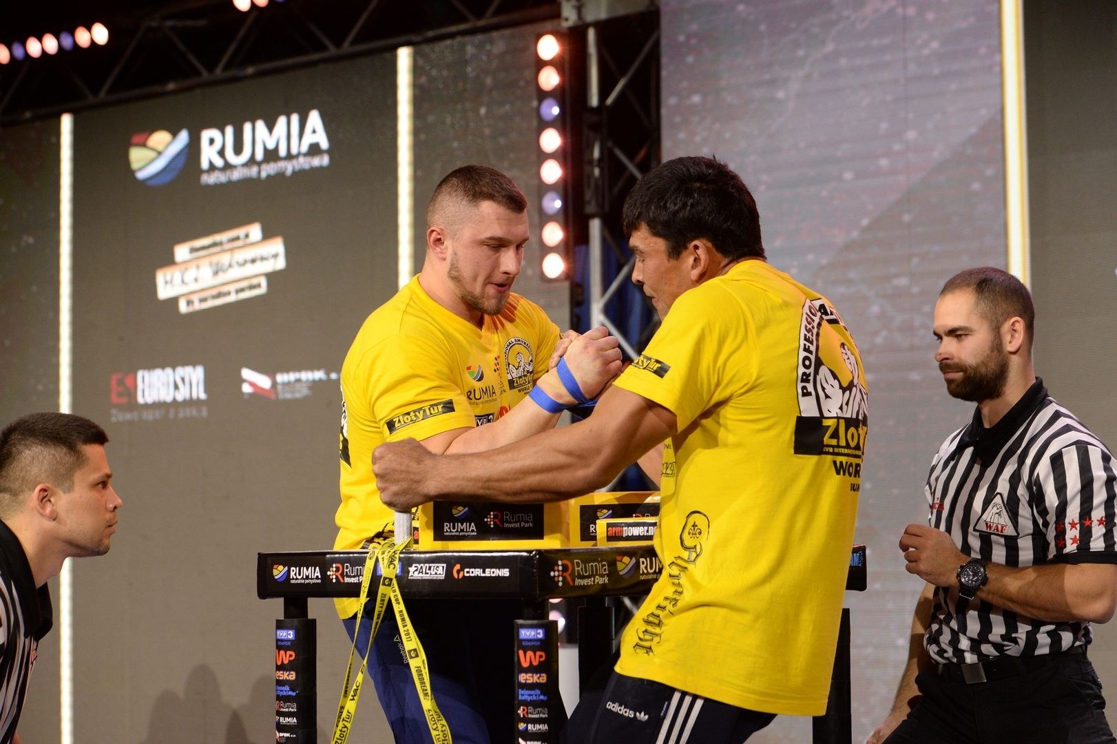 Zloty Tur 2017 Right Hand Eliminations