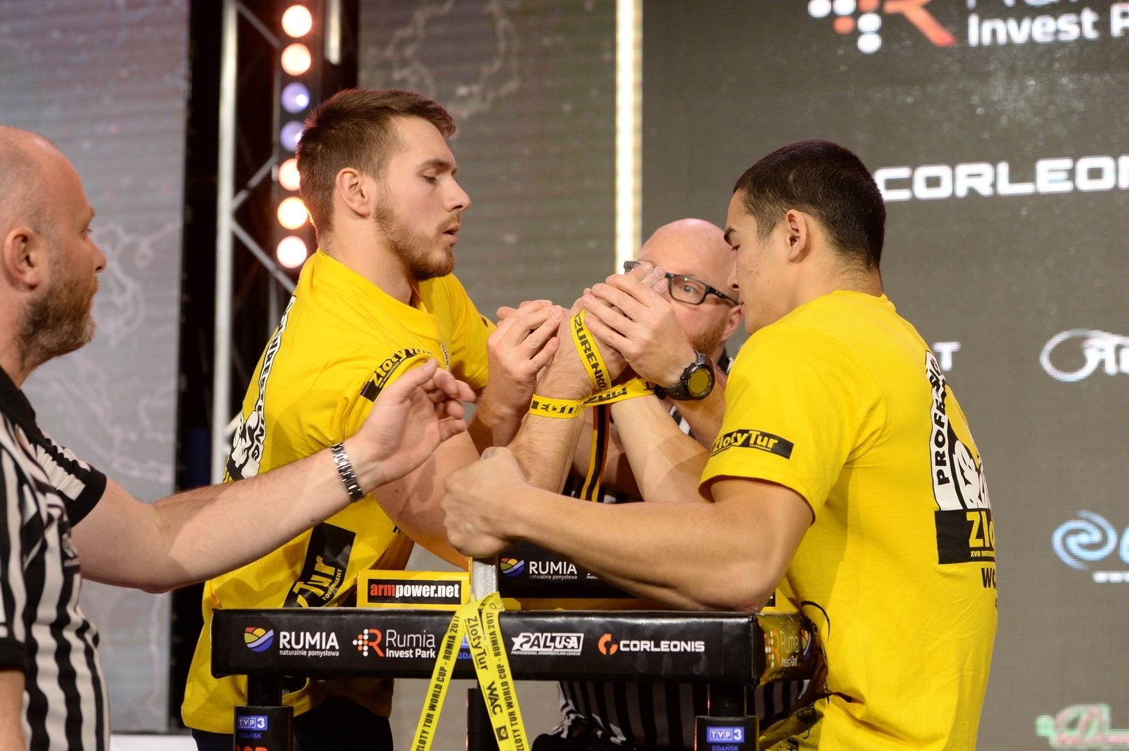 Zloty Tur 2017 Right Hand Eliminations