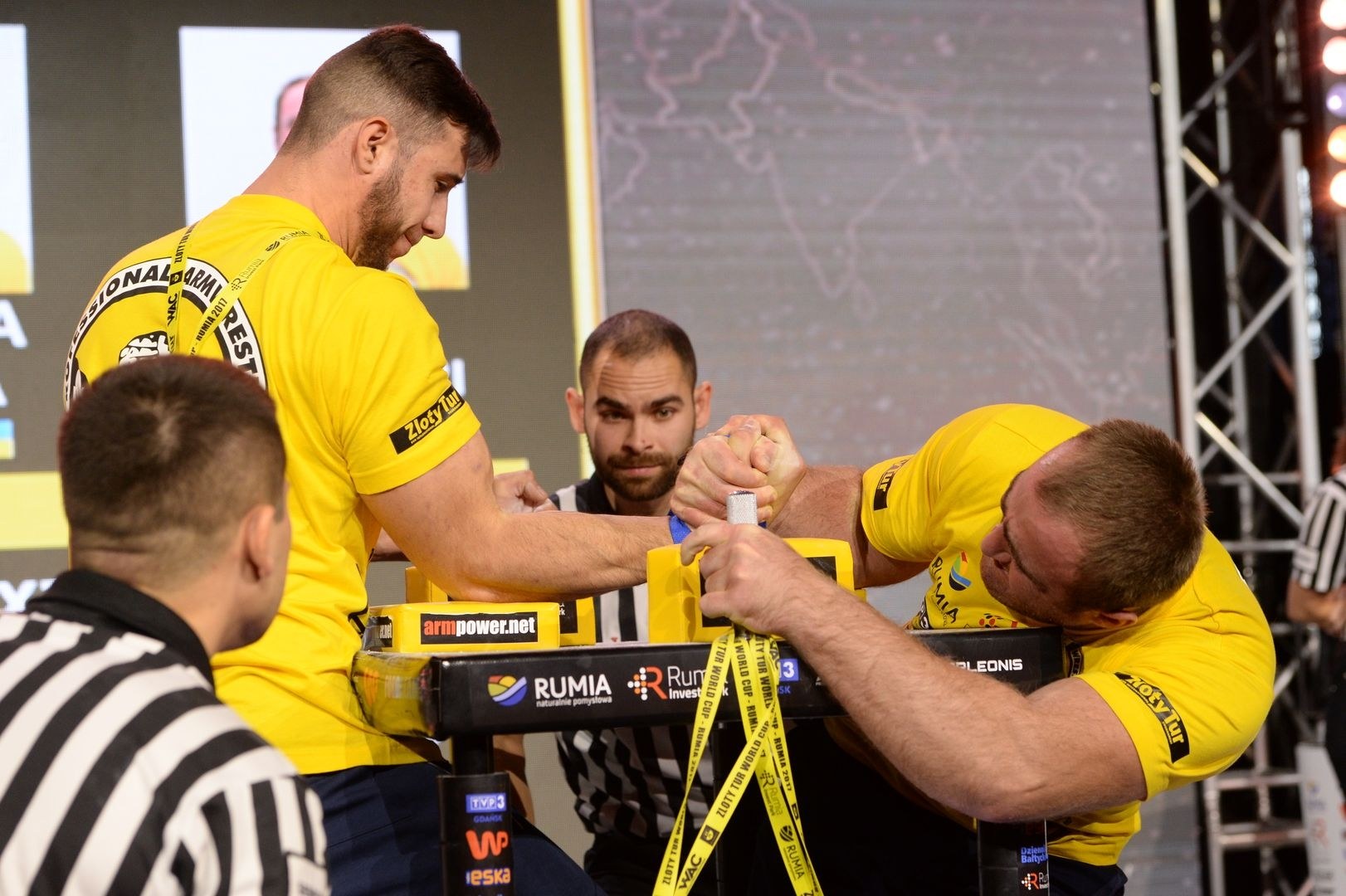 Zloty Tur 2017 Right Hand Eliminations