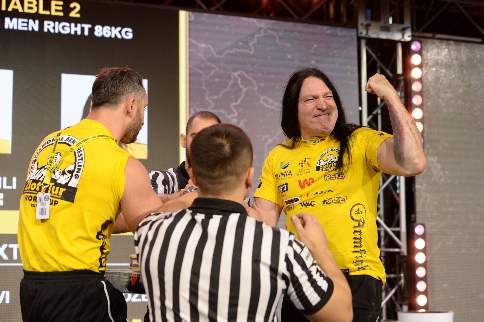 Zloty Tur 2017 Right Hand Eliminations