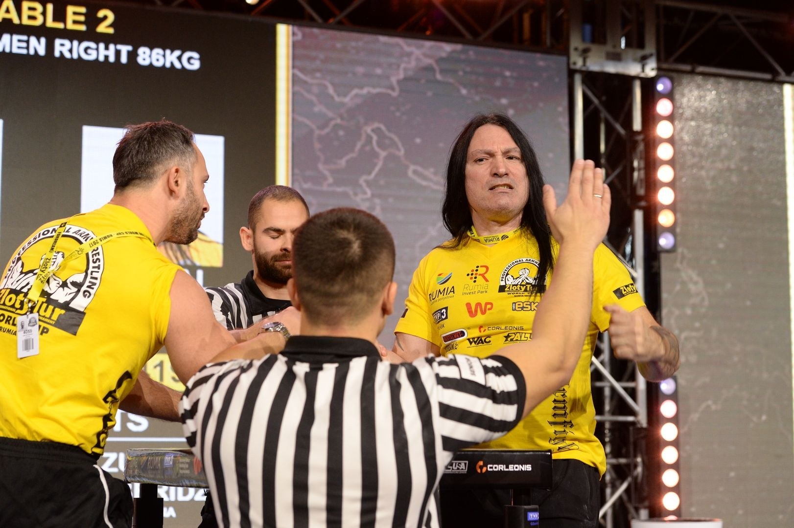 Zloty Tur 2017 Right Hand Eliminations