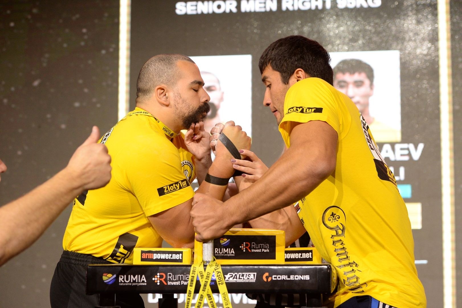 Zloty Tur 2017 Right Hand Eliminations