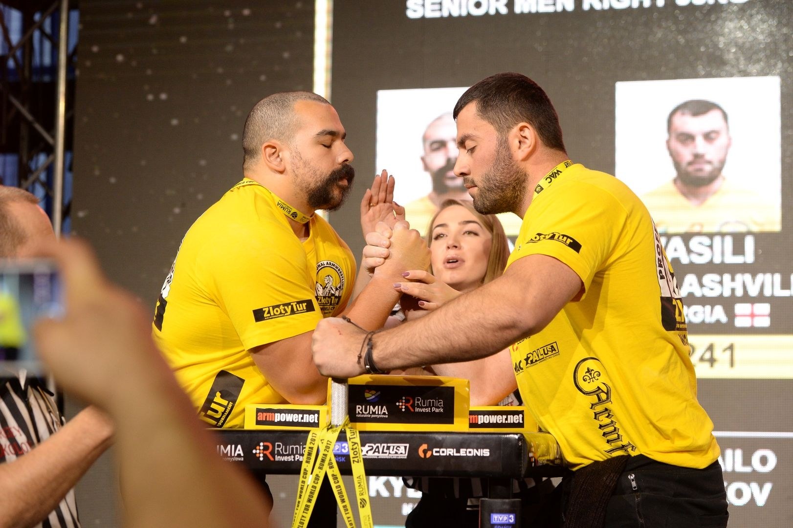 Zloty Tur 2017 Right Hand Eliminations