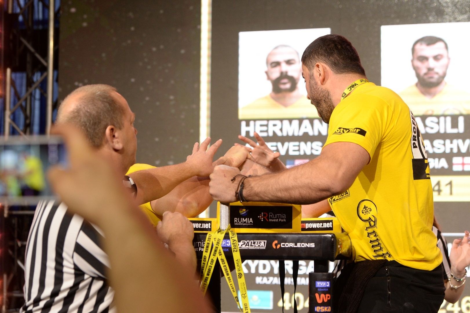 Zloty Tur 2017 Right Hand Eliminations