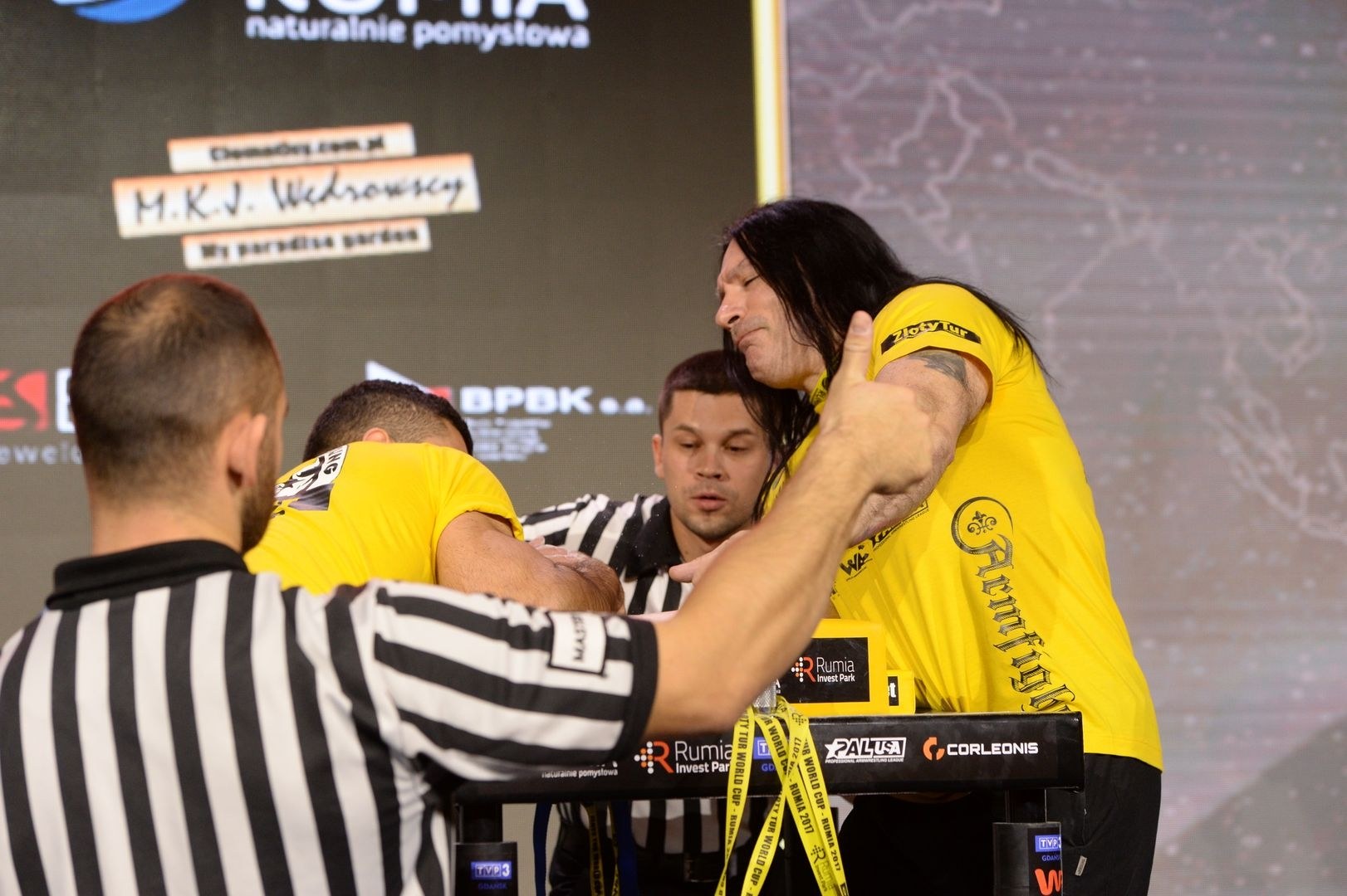 Zloty Tur 2017 Right Hand Eliminations