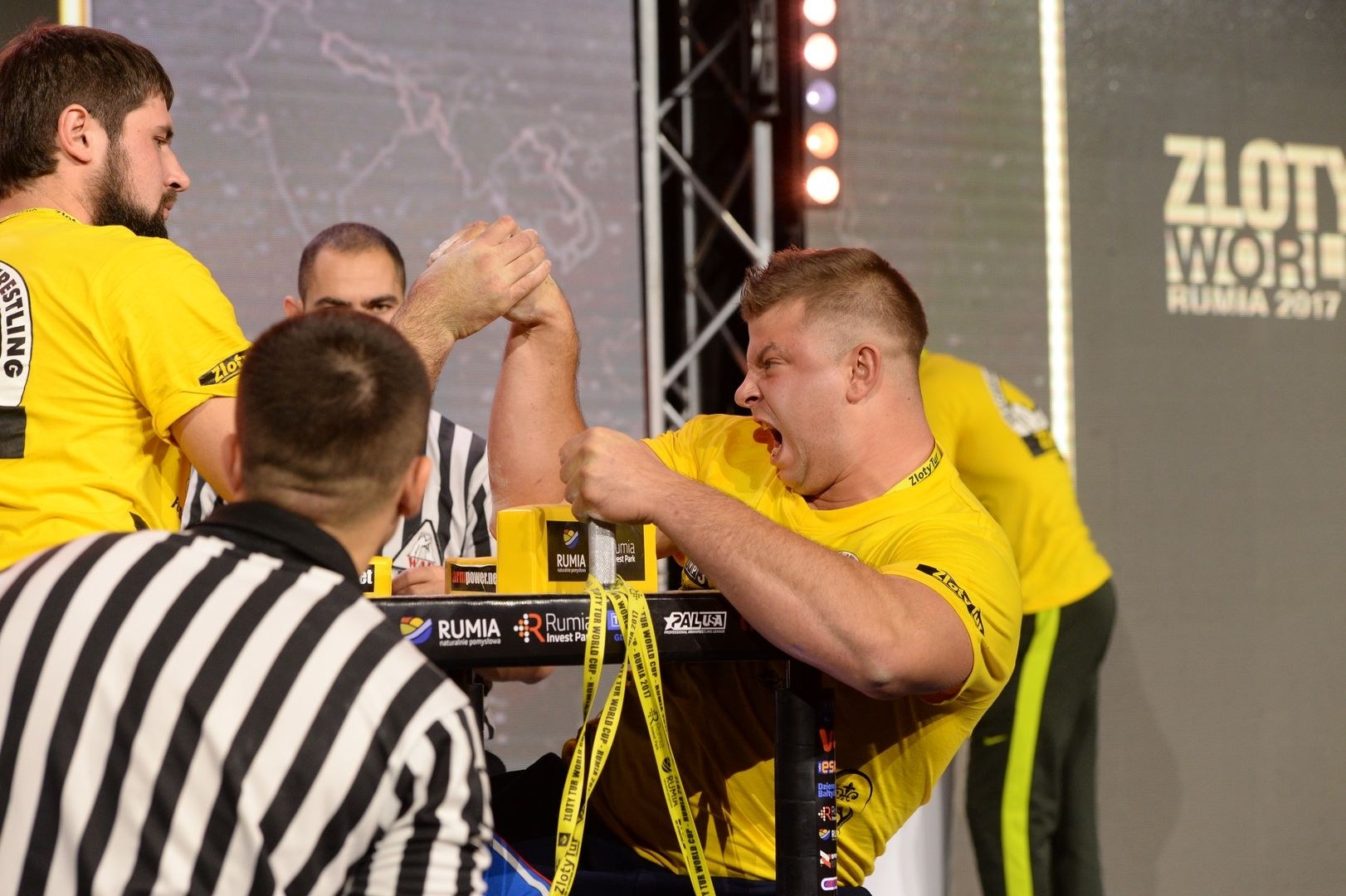 Zloty Tur 2017 Right Hand Eliminations