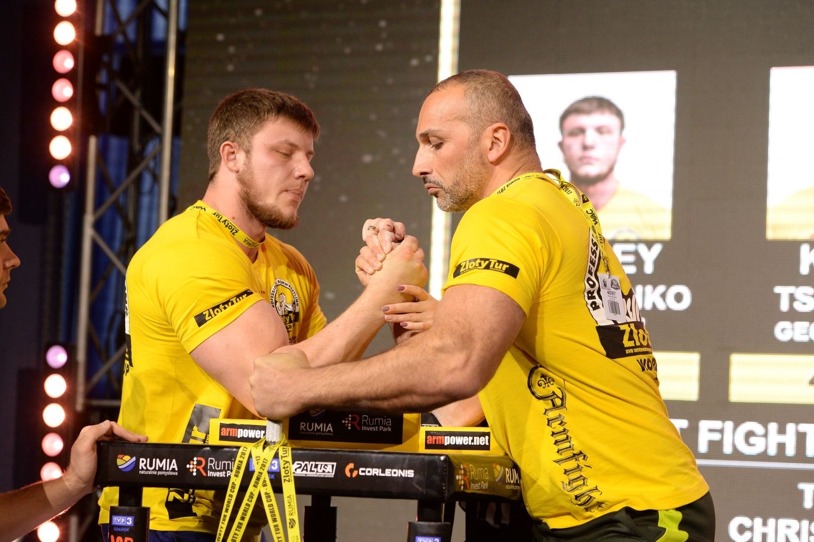 Zloty Tur 2017 Right Hand Eliminations