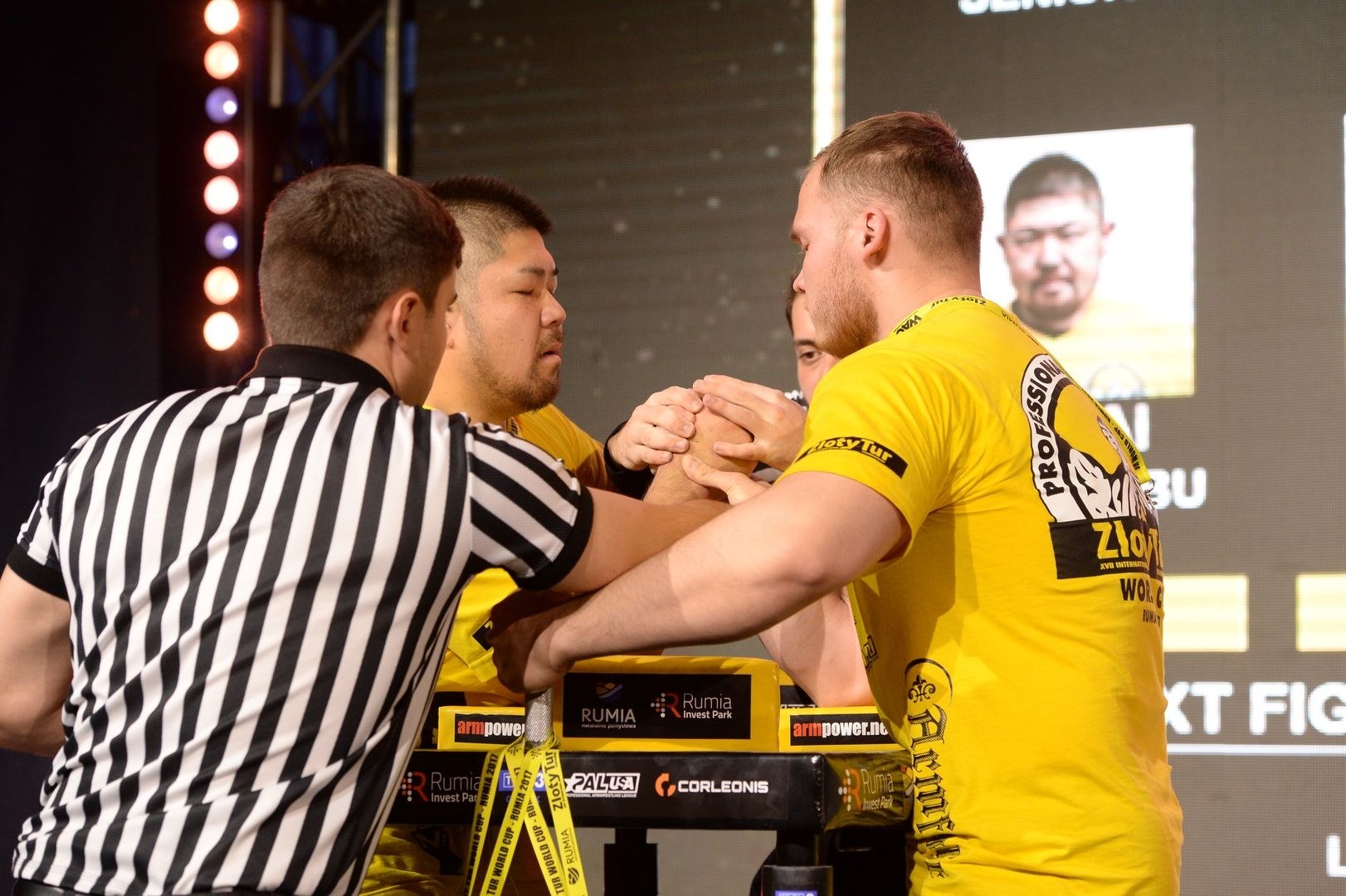 Zloty Tur 2017 Right Hand Eliminations