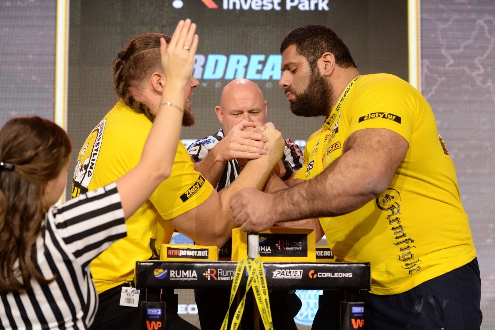 Zloty Tur 2017 Right Hand Eliminations