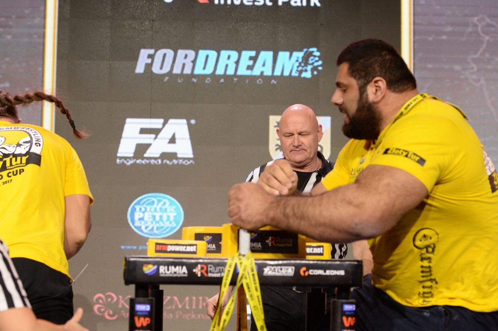 Zloty Tur 2017 Right Hand Eliminations