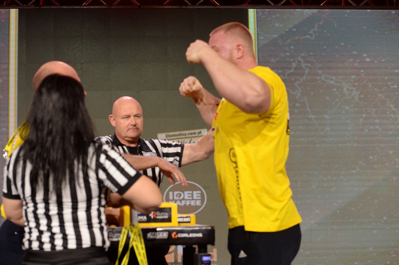 Zloty Tur 2017 Right Hand Eliminations