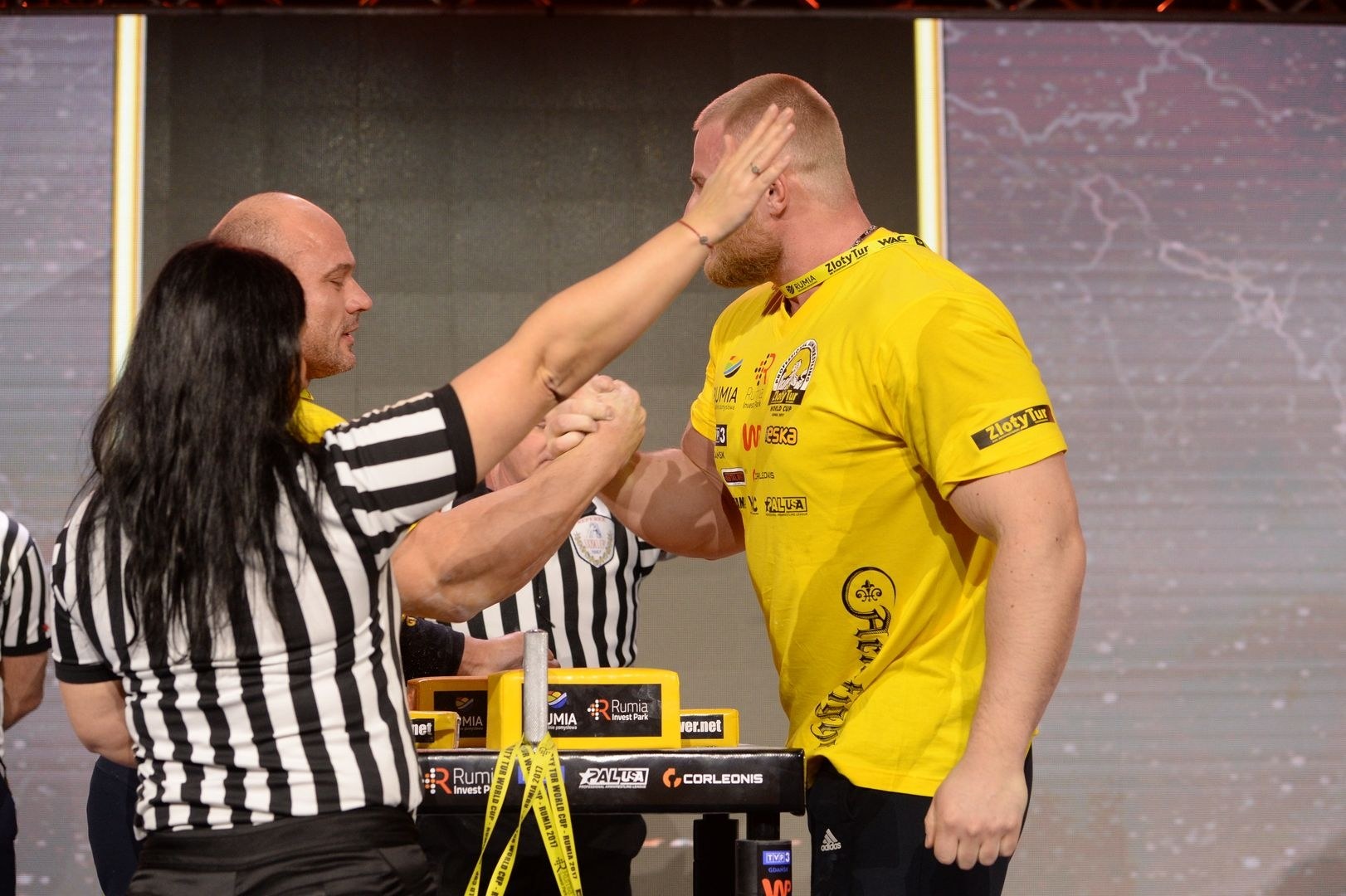 Zloty Tur 2017 Right Hand Eliminations